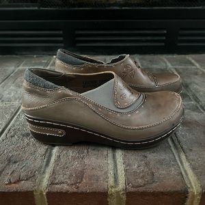 spring step L’artiste burbank